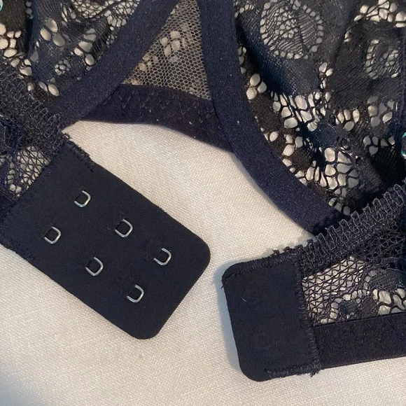 Beija London lingerie lace bra blue 34D - Picture 7 of 16